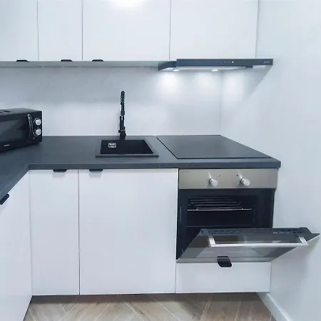 Alfa Doppelzimmer Teekueche Porsche Bosch L Gemeinschaftsbad Wifi Smarttv L Double With Kitchenette And Shared Bathroom Bs21a9 Apartman Stuttgart