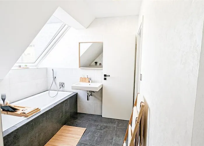 Alfa Doppelzimmer Teekueche Porsche Bosch L Gemeinschaftsbad Wifi Smarttv L Double With Kitchenette And Shared Bathroom Bs21a9 Apartament